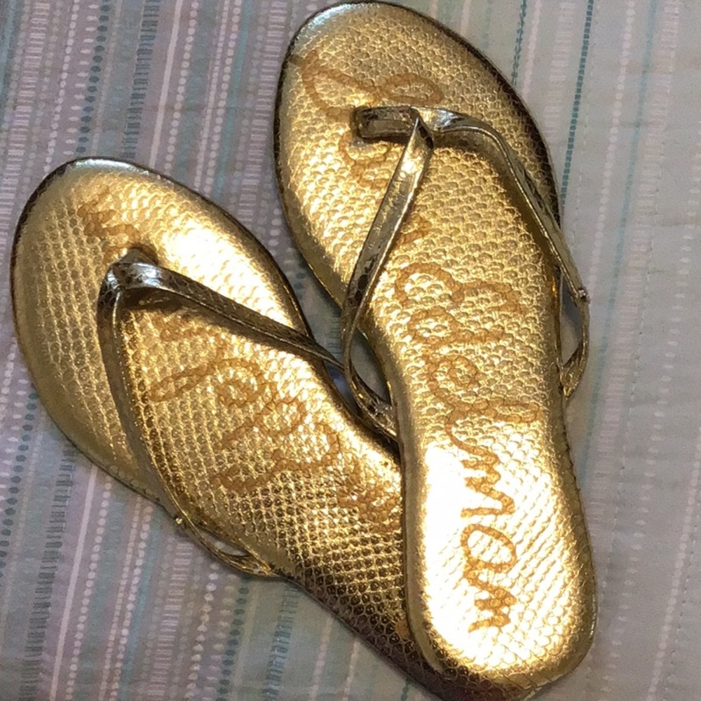 Sam Edelman Gold Flip Flops - Size 4.5
